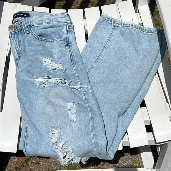 ☀️Aeropostale Boyfriend Flare Jeans Size 00R - Picture 1 of 7